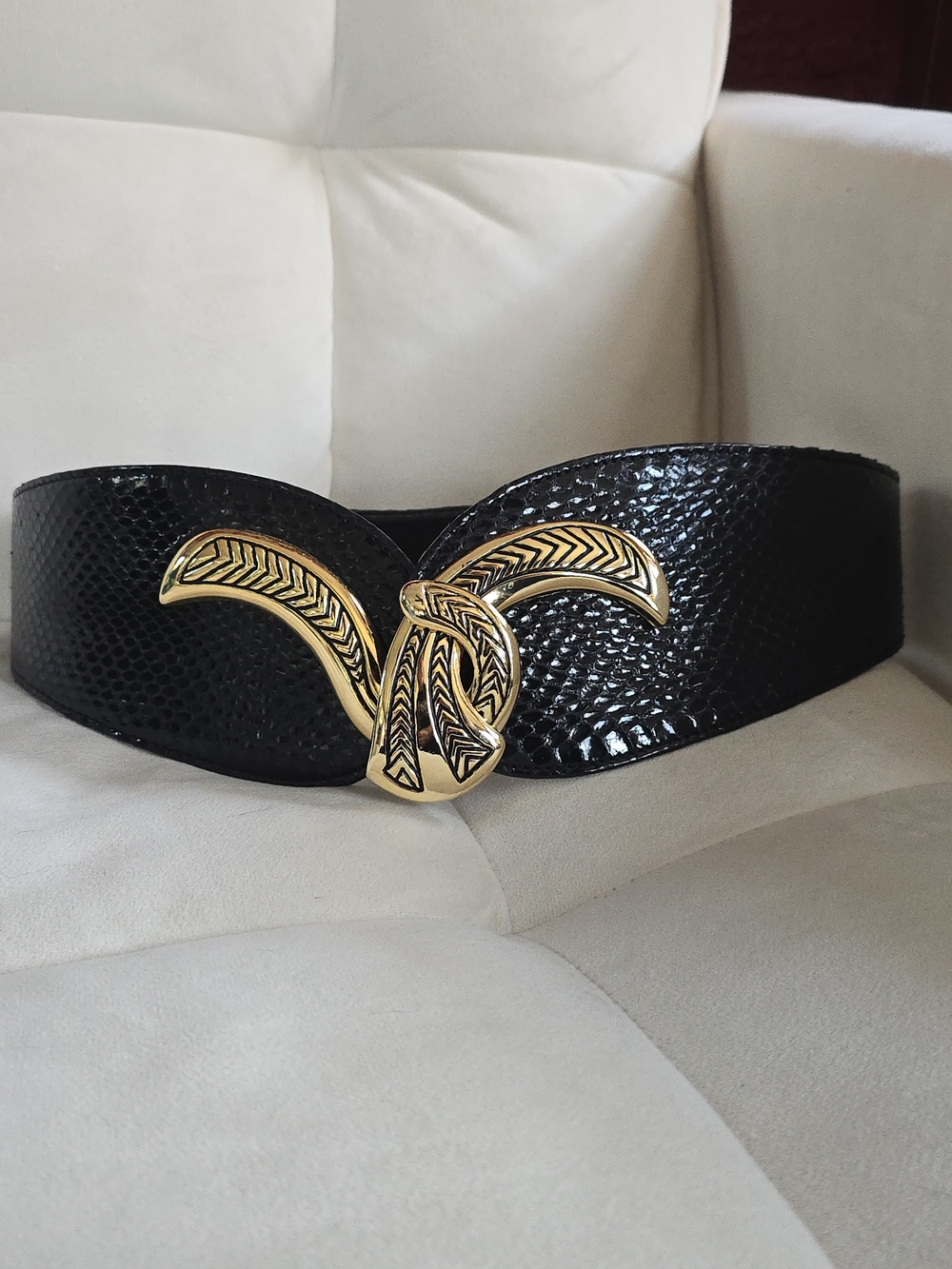 Authentic Vintage 80s Snakeskin Belt – Gold Tone Clasp
